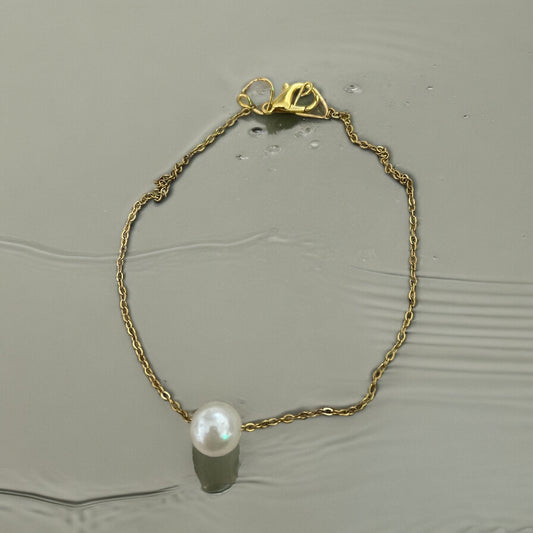 Elegance Pearl Bracelet